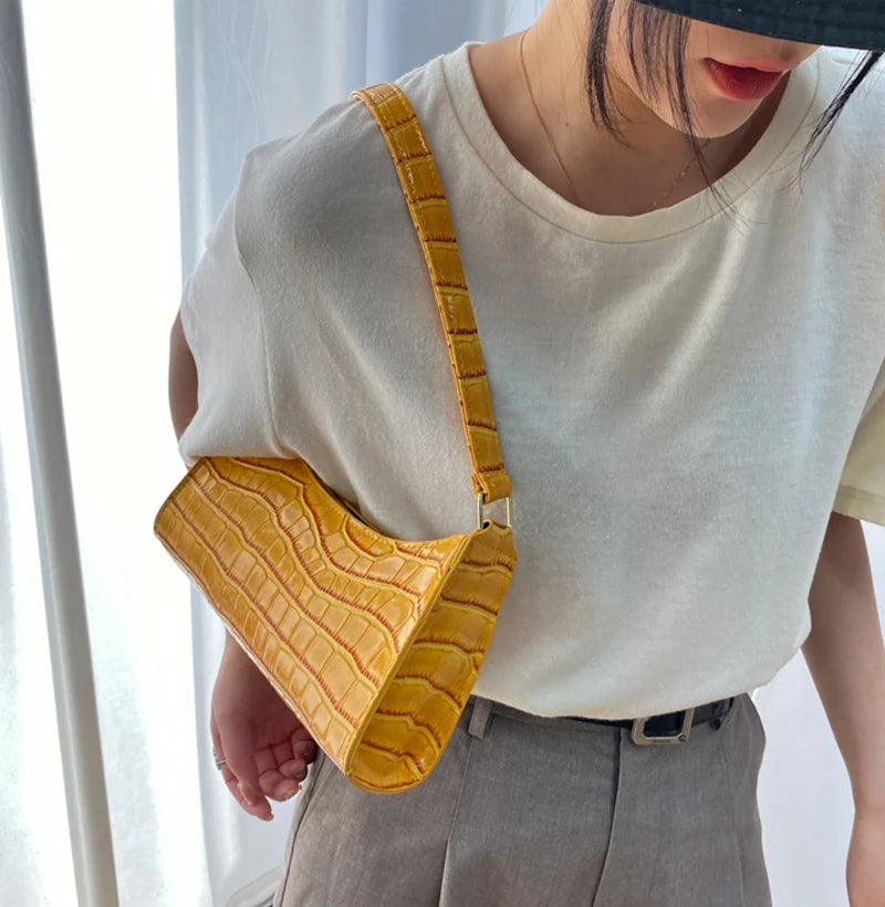 Women's PU Leather Shoulder Bag with Crocodile Texture – Stylish Everyday Underarm Purse