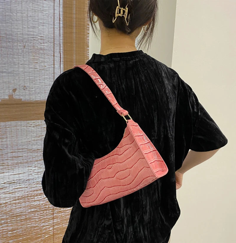 Women's PU Leather Shoulder Bag with Crocodile Texture – Stylish Everyday Underarm Purse