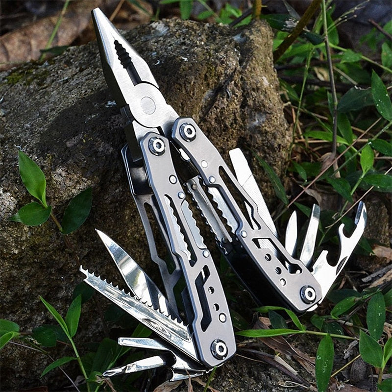 High®️ Military Pliers - Complete 11 in 1